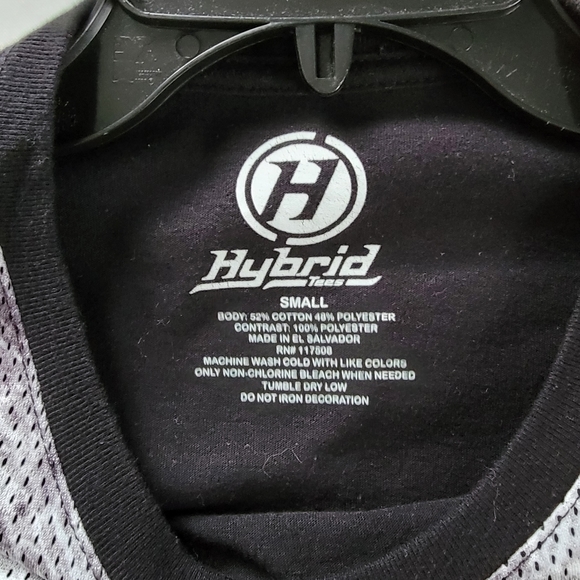 SOLD Cheetah Face T-Shirt - Picture 2 of 2